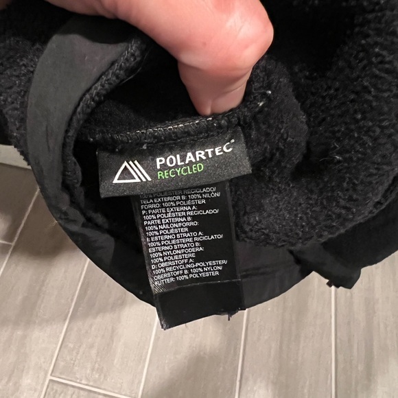 Women’s Limited Edition North Face Denali Jacket - Picture 7 of 7